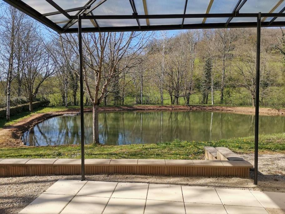 Maison De Campagne Avec Lac Prive Villa Saint-Côme-dʼOlt Esterno foto